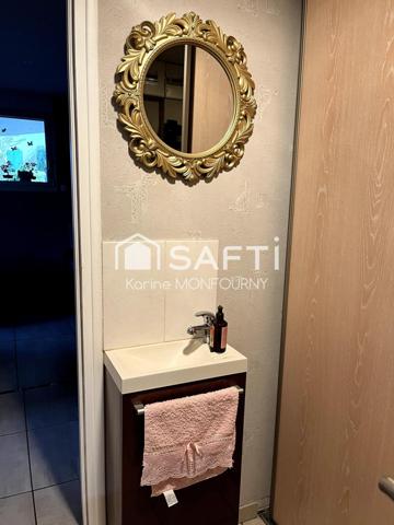 Maison semi-mitoyenne avec jardin et garage