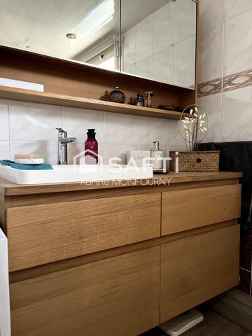 Maison semi-mitoyenne avec jardin et garage