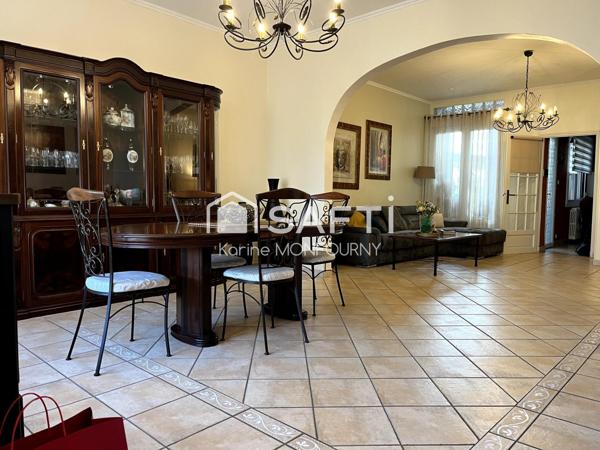 Maison semi-mitoyenne avec jardin et garage