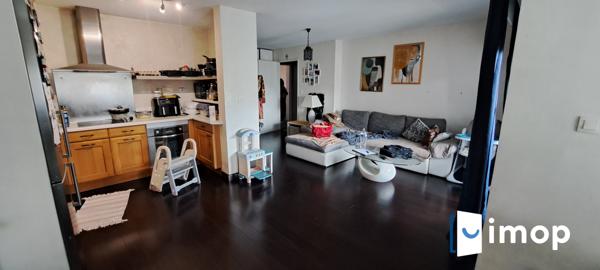 Appartement 3 pièces avec extérieur et parking