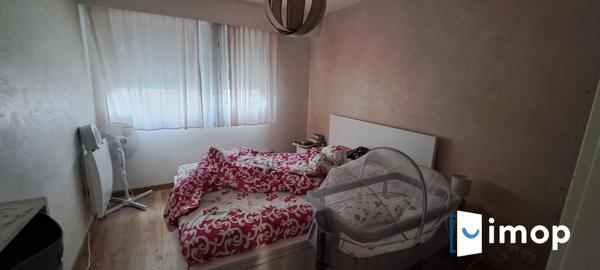 Appartement 3 pièces avec extérieur et parking