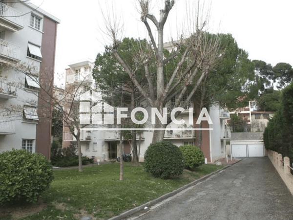 Location Studio 30.45 m² - 44 RUE DES CHASSEURS Montpellier 34070