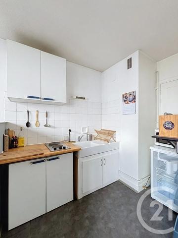 Appartement F1 à vendre  1 pièce - 28,50 m 2   CLERMONT FERRAND  - 63