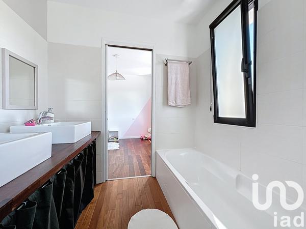 Maison à vendre 6 pièces 125 m² La Chapelle-sur-Erdre