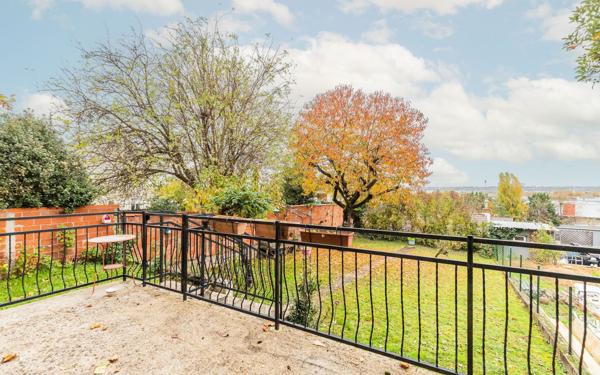 Maison à vendre    6 pièces • 190 m2 Créteil