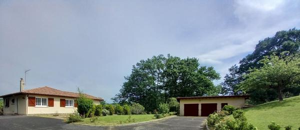 Urcuit (64990) Urcuit maison T4 , terrasse couverte,garage T 36563m²