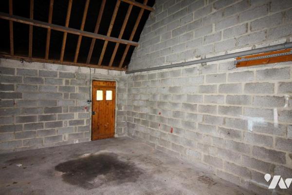 maison à rénover et garage