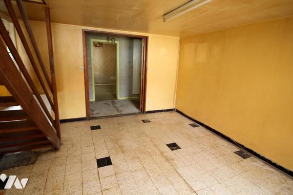 maison à rénover et garage