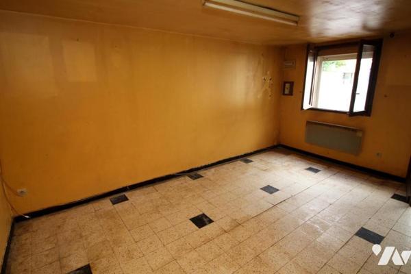 maison à rénover et garage