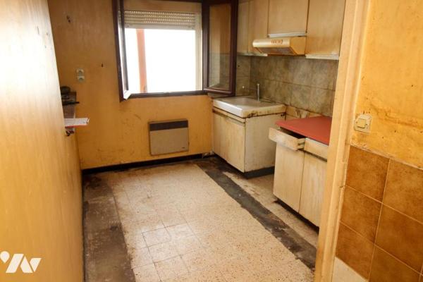 maison à rénover et garage