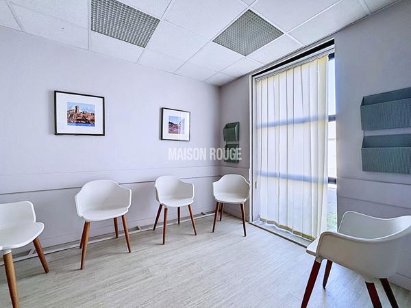 PAIMPOL Centre ! Ensemble immobilier idéal investisseurs, sur 2 niveaux, jardin, parking!