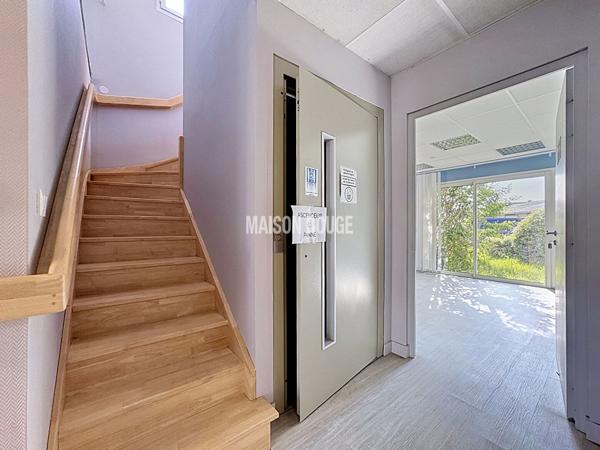 PAIMPOL Centre ! Ensemble immobilier idéal investisseurs, sur 2 niveaux, jardin, parking!