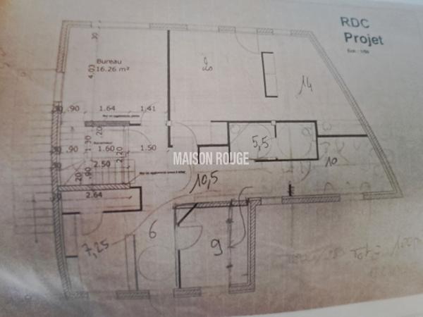 PAIMPOL Centre ! Ensemble immobilier idéal investisseurs, sur 2 niveaux, jardin, parking!
