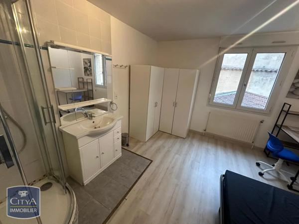 Appartement à louer 1 pièce 14.16m² Bourg-en-Bresse (01000)