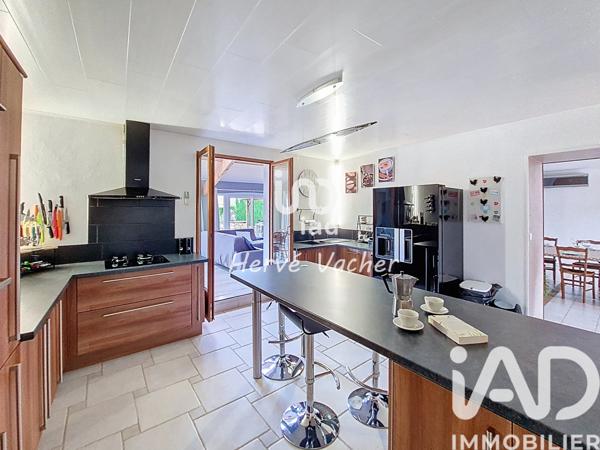 Maison à vendre 6 pièces 251 m² Coligny