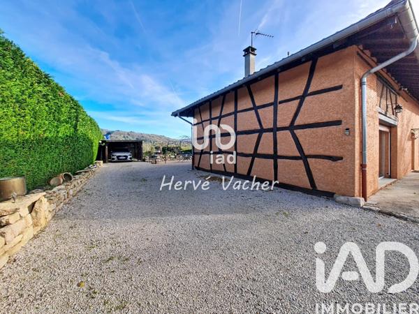 Maison à vendre 6 pièces 251 m² Coligny