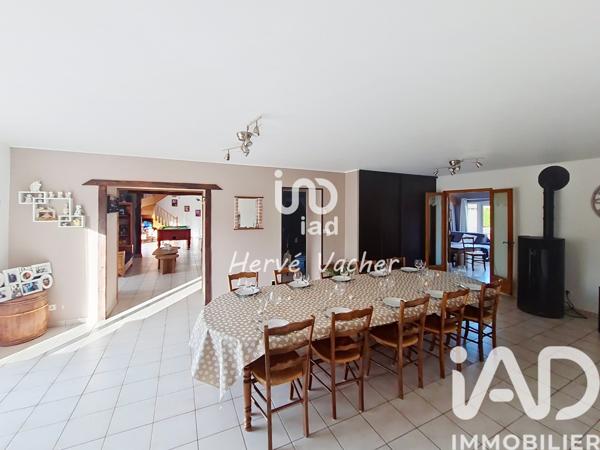 Maison à vendre 6 pièces 251 m² Coligny