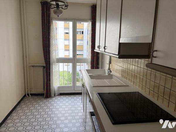 PARIS XIXe - Appartement 3 pièces - Secteur Belleville