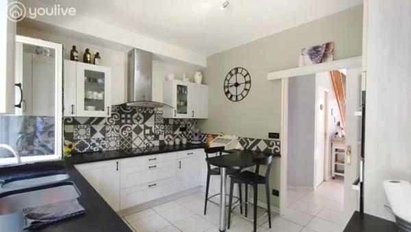 SOISSONS – MAISON INDEPENDANTE de 7 pièces