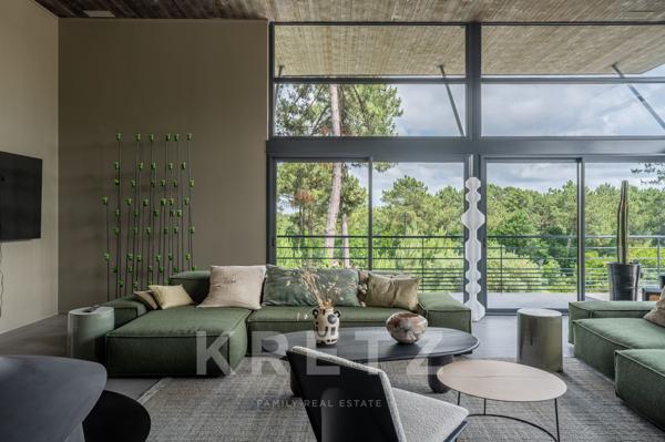 Biscarrosse Golf – Villa d’architecte de 340 m² avec rooftop sur la canopée Landaise de 180 m²