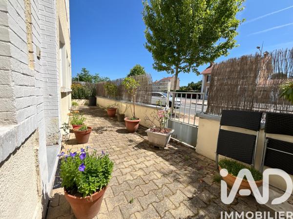 Appartement à vendre 4 pièces 93 m² Saint-Just-Saint-Rambert