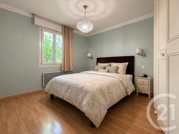 Maison à vendre  8 pièces - 220 m 2   ERAGNY SUR OISE  - 95