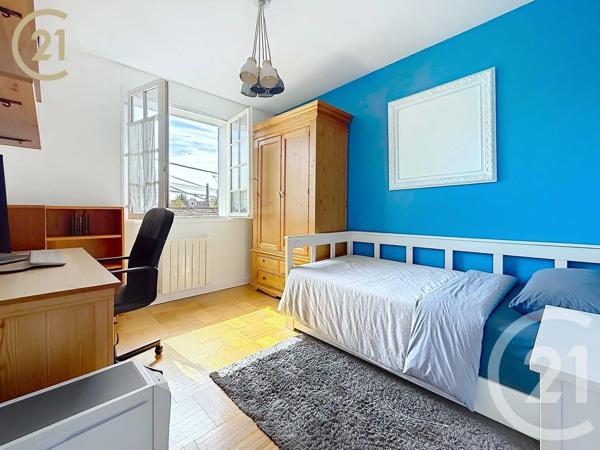 Maison à vendre  6 pièces - 106,11 m 2   BONDY  - 93