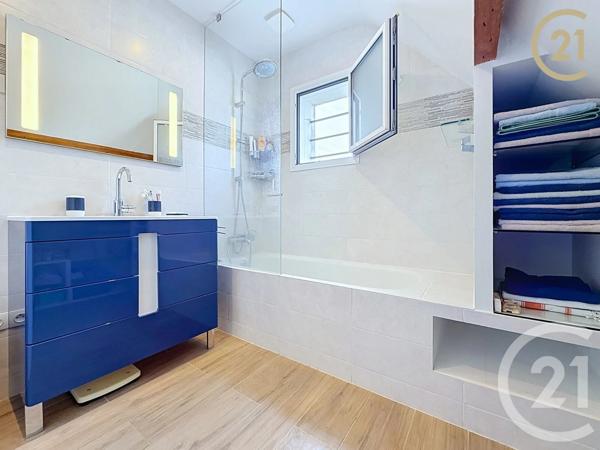 Maison à vendre  6 pièces - 106,11 m 2   BONDY  - 93