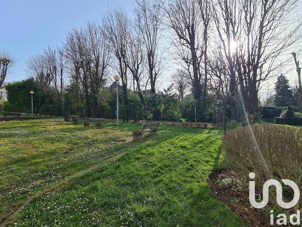 Appartement 3 pièces de 66 m² à Gagny (93220)