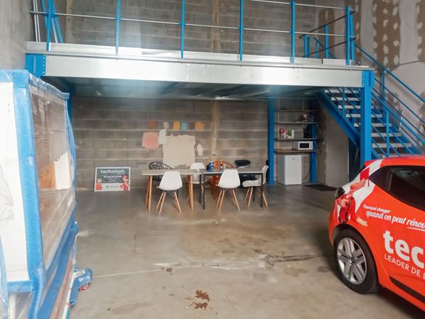 CHALLANS LOCAL COMMERCIAL de 162 m²