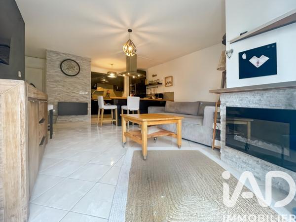 Appartement à vendre 3 pièces 63 m² Saint-Fargeau-Ponthierry