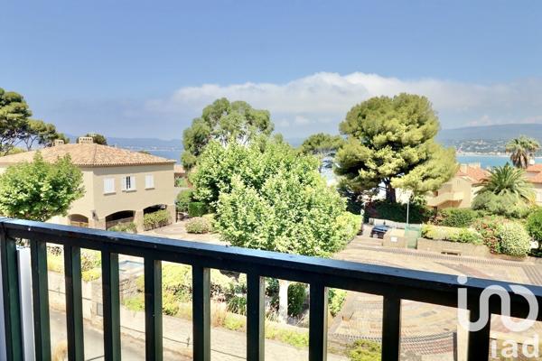 Appartement à vendre 4 pièces 78 m² Saint-Cyr-sur-Mer