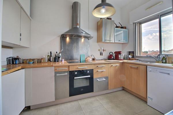 En exclusivité - 3 pièces en duplex avec terrasse - Quartier Chaptal