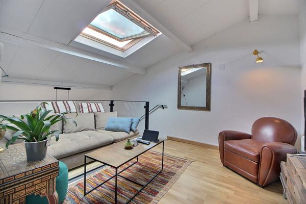 En exclusivité - 3 pièces en duplex avec terrasse - Quartier Chaptal