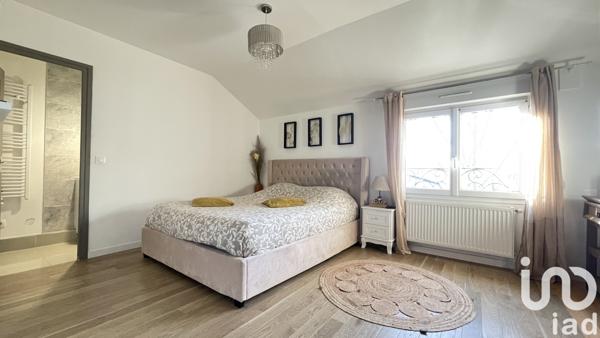 Maison à vendre 7 pièces 155 m² Saint-Ouen-l'Aumône