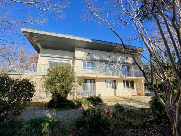Maison à vendre 9 pièces MONTELIMAR (26)