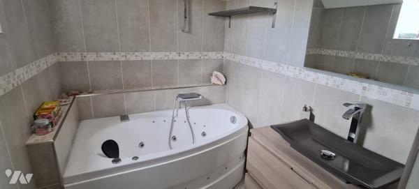 A VENDRE à MAROLLES SUR SEINE 77130,  pavillon d'environ 133m² habitable,