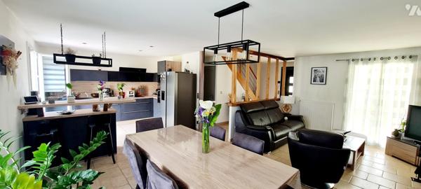 A VENDRE à MAROLLES SUR SEINE 77130,  pavillon d'environ 133m² habitable,