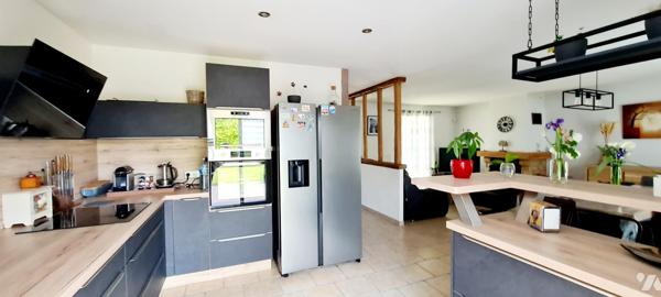 A VENDRE à MAROLLES SUR SEINE 77130,  pavillon d'environ 133m² habitable,