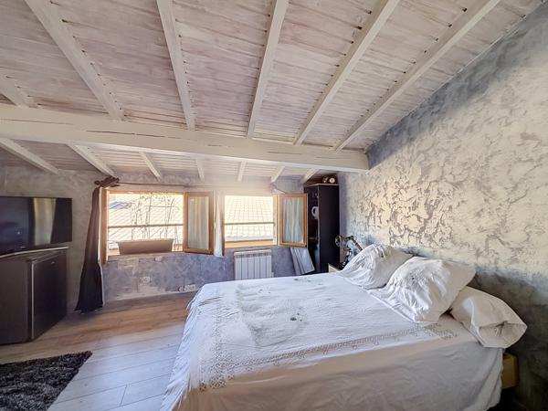 Maison
         3 pièces
        - 65 m² 149 900 € *