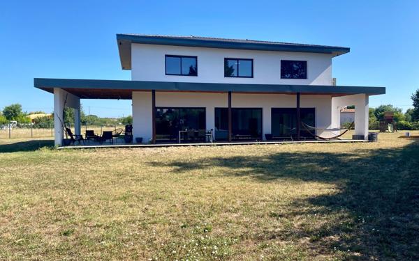 Maison à vendre    6 pièces • 182 m2 Saint-Jory