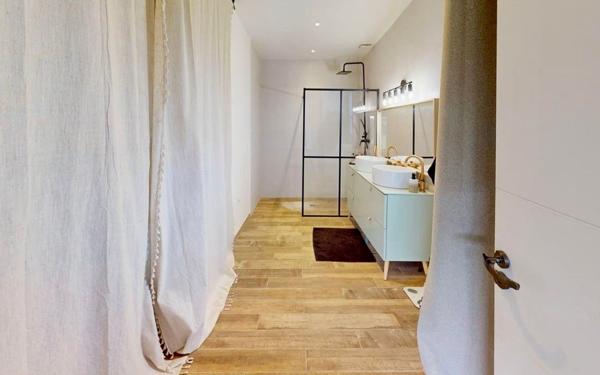 Maison à vendre    6 pièces • 182 m2 Saint-Jory