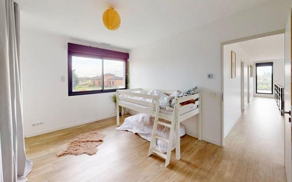 Maison à vendre    6 pièces • 182 m2 Saint-Jory