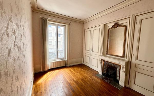 Appartement à vendre    3 pièces • 91,75 m2 Villeurbanne