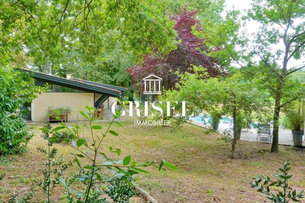 Maison Montussan 6 pièce(s) 134 m2