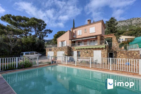 Villa vue panoramique au calme