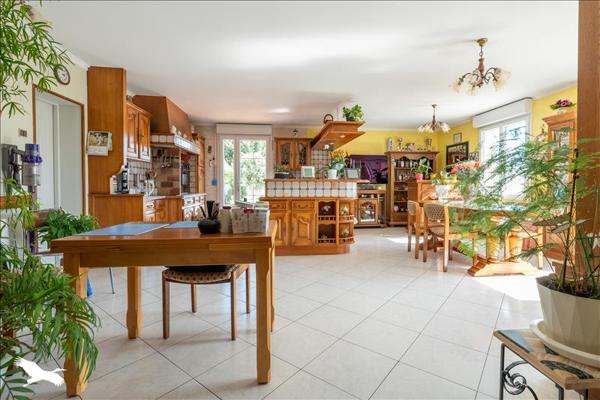 Maison à vendre |  Saujon |  6 pièces | 125 m²