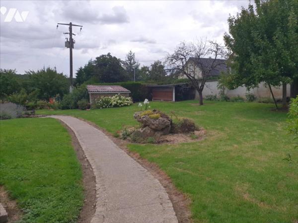 A VENDRE A MONTMORT- LUCY -MAISON FAMILIALE DE TYPE 7