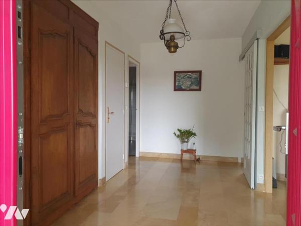 A VENDRE A MONTMORT- LUCY -MAISON FAMILIALE DE TYPE 7