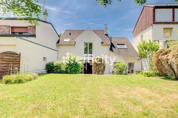 Maison 6 pièces - 180 m²